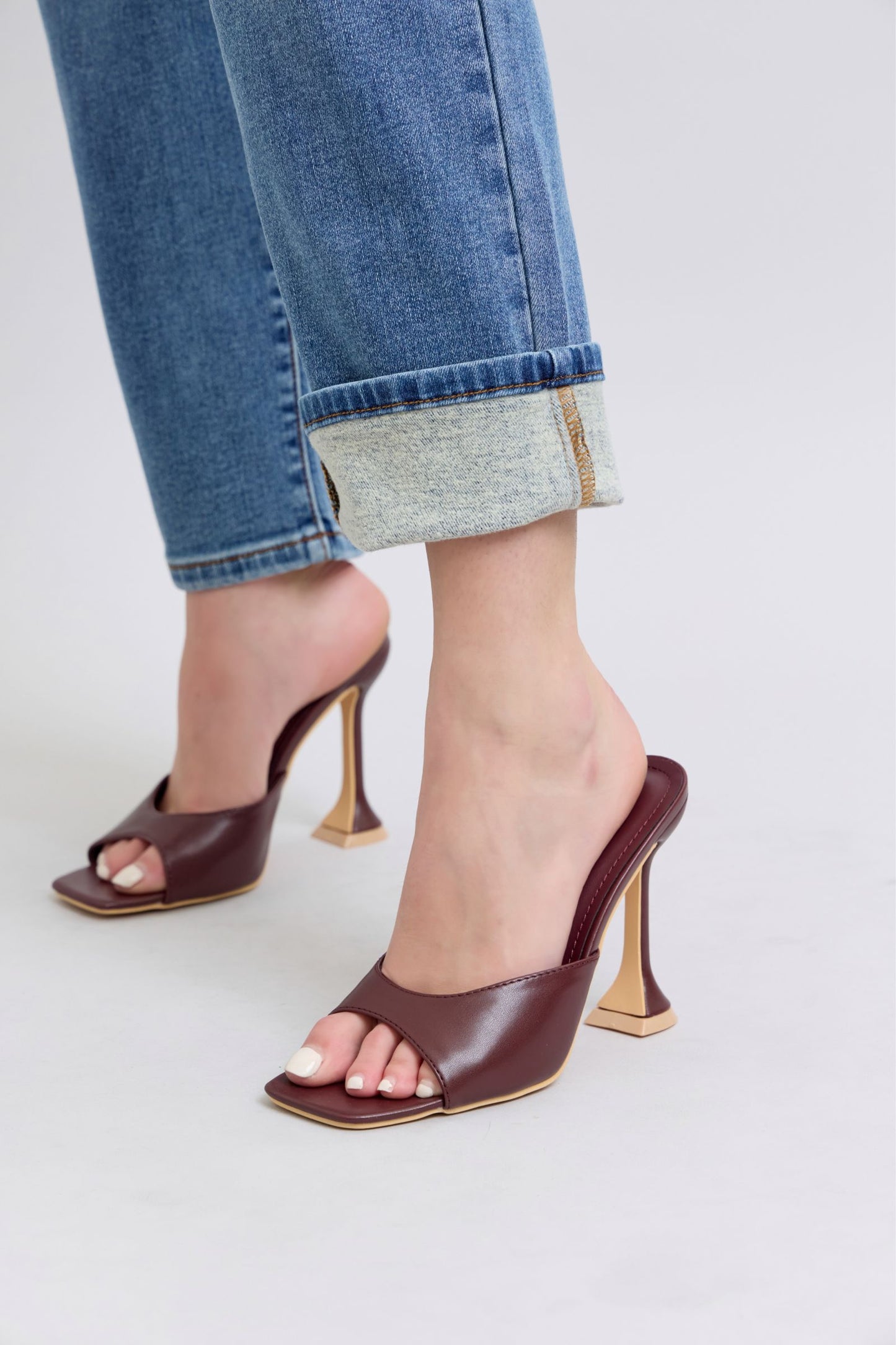 Judy Blue Anna Vintage Wash Straight Jeans