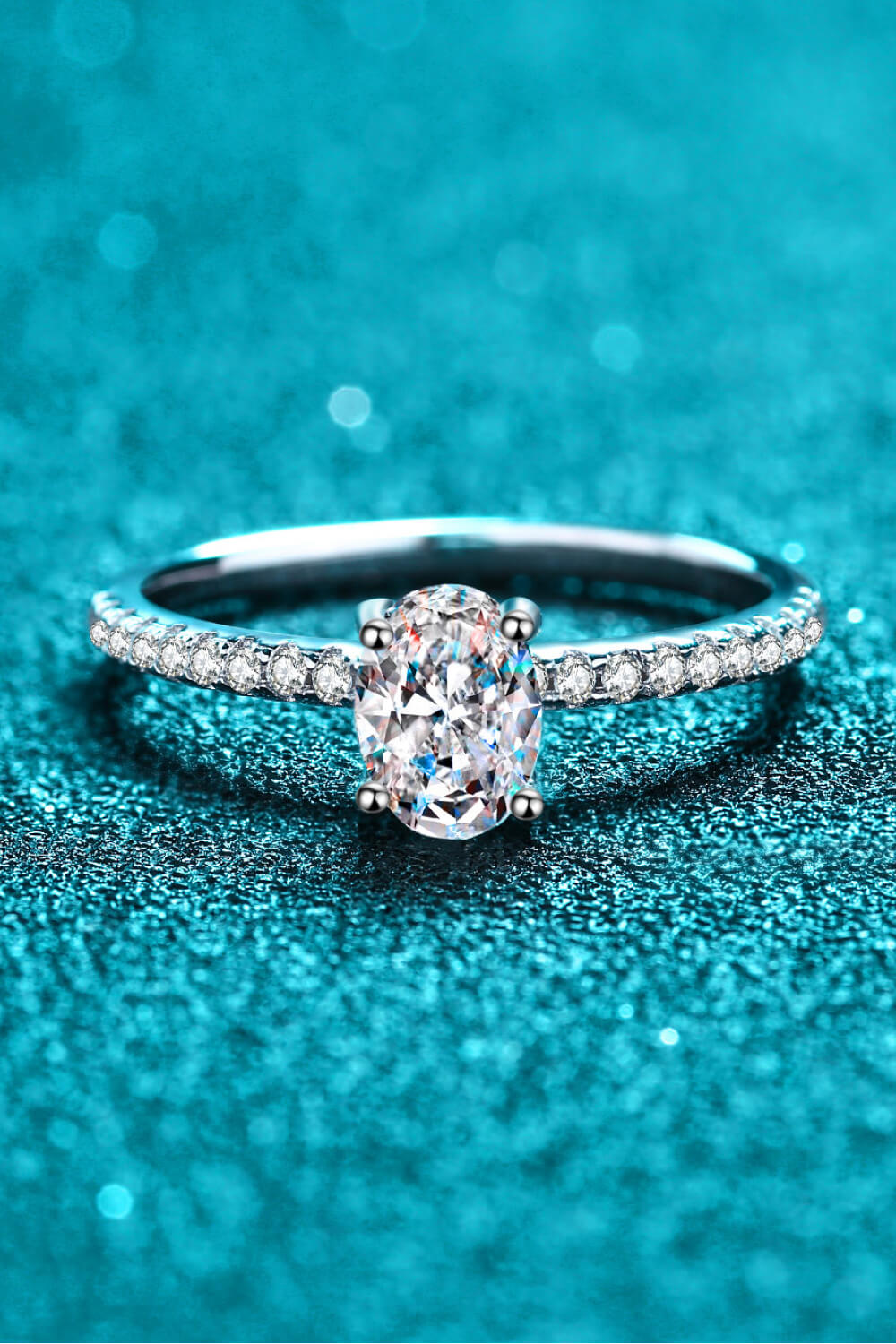 1 Carat Moissanite Ring
