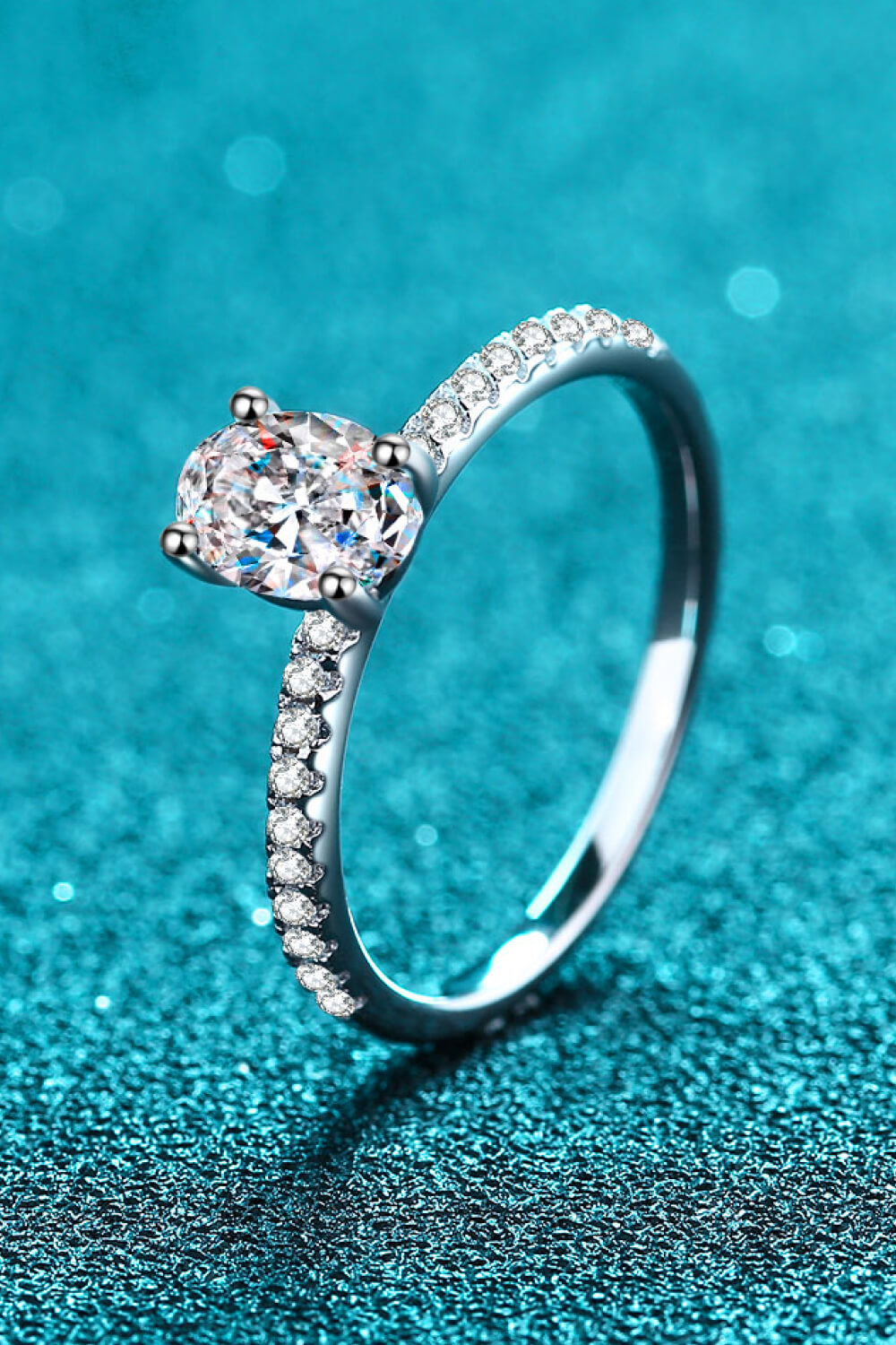 1 Carat Moissanite Ring