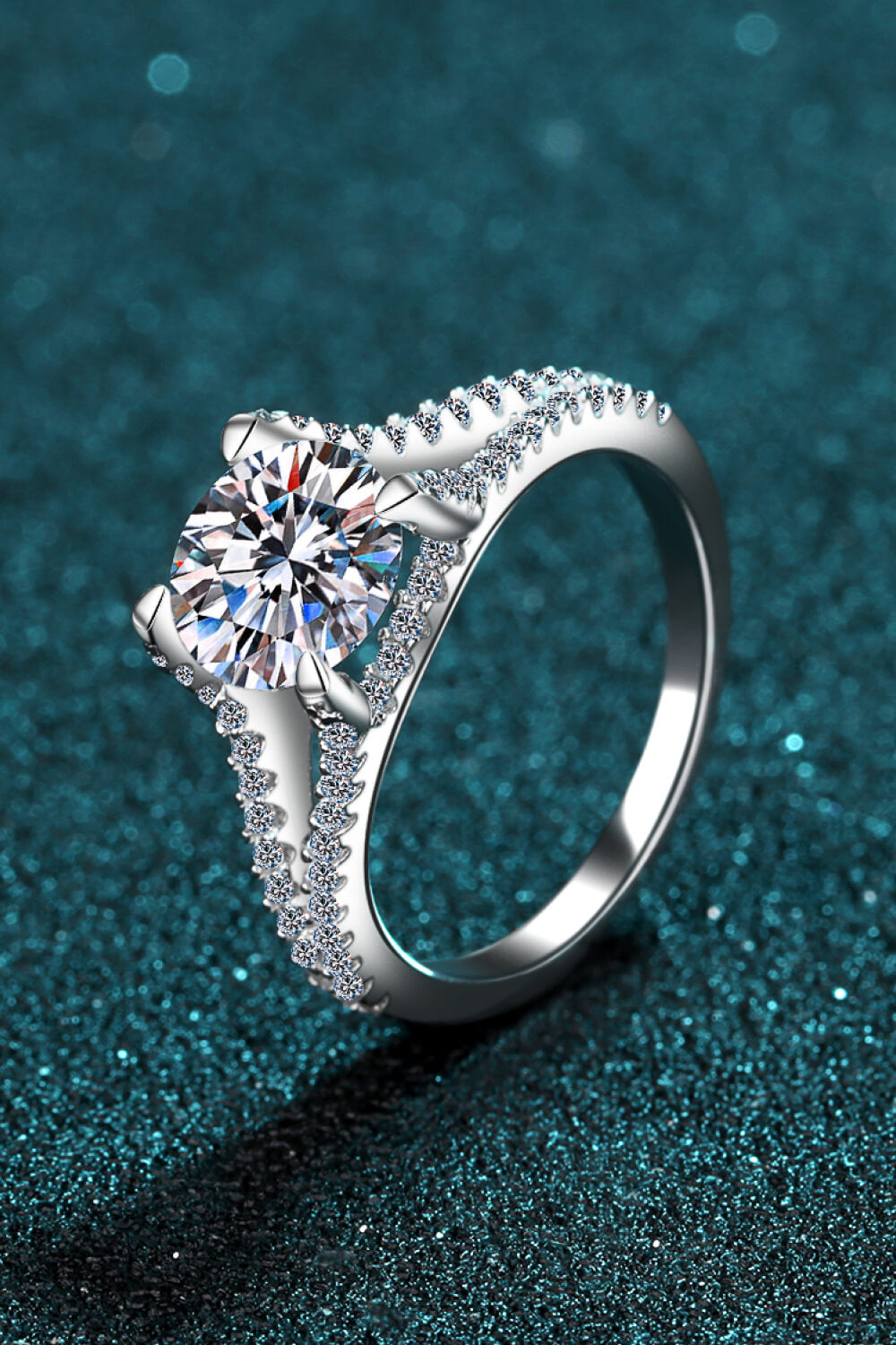 2 Carat Moissanite Ring