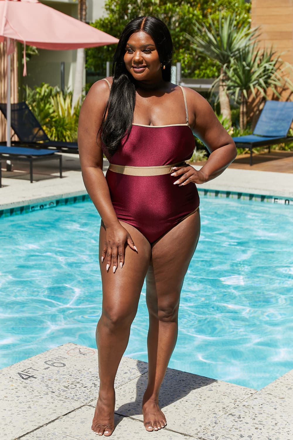 Wave Break Contrast Trim One-Piece Swimsuit in Wine