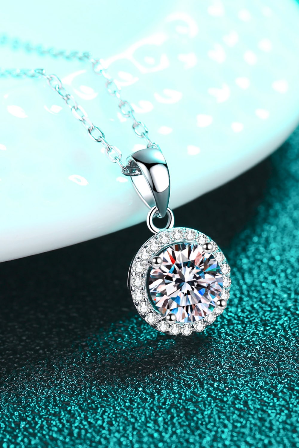 Charmer 1 Carat Moissanite Pendant Necklace