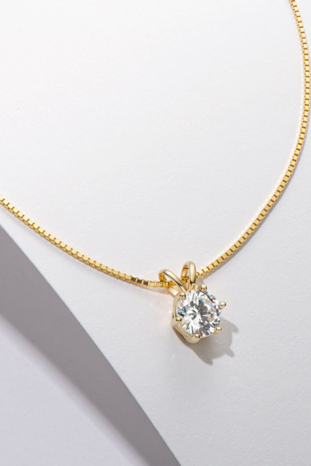 1 Carat Moissanite Pendant Necklace