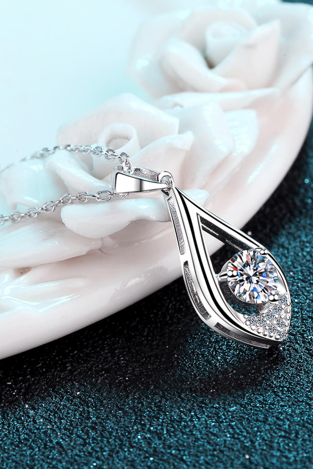 Glamorous Moissanite Pendant Necklace