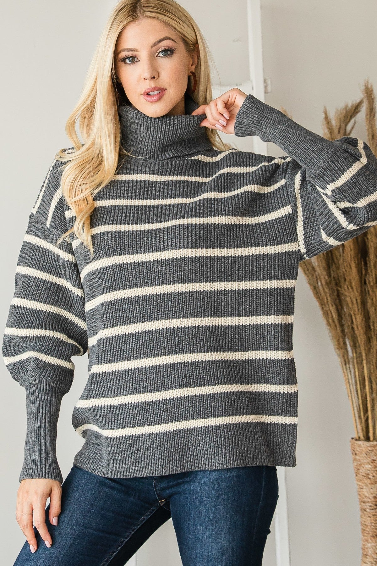 MaryAnn Heavy Knit Turtleneck Sweater