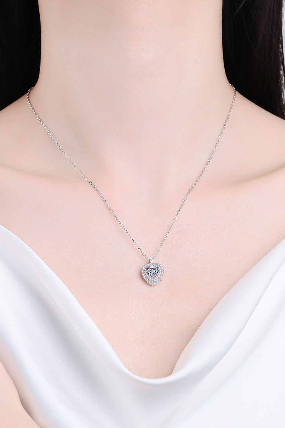 1 Carat Moissanite Heart Pendant Necklace