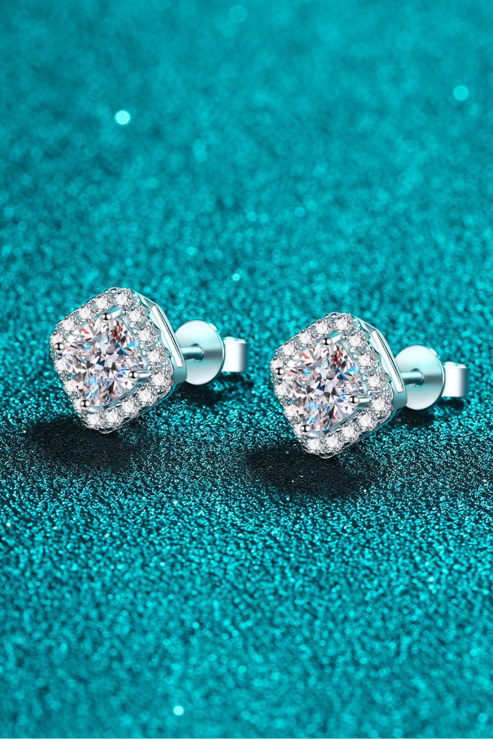 Inlaid 2 Carat Moissanite Square Stud Earrings