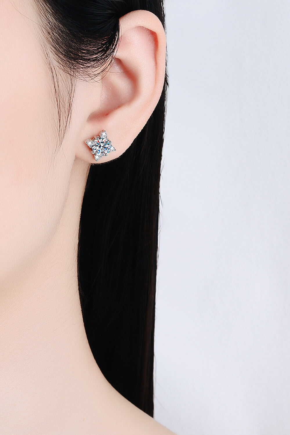 Four Leaf 2 Carat Moissanite Stud Earrings