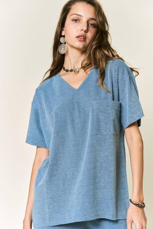 Gianna V-Neck Loose Fit Tee (2 Colors)